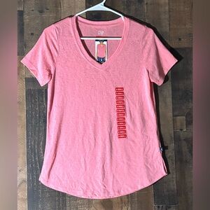 Women’s Sz XS GAP Coral Pink V-Neck Short Sleeve Tee NWT